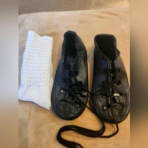 Irish Ghillies by Black Lion Dancewear Child Size 2.5UK/3.5US and perf socks